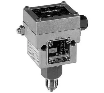 2842_FH_EX-DWR.jpg