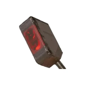 E3Z-D86 | Omron | Photoelectric Sensor with Built-in Amplifier